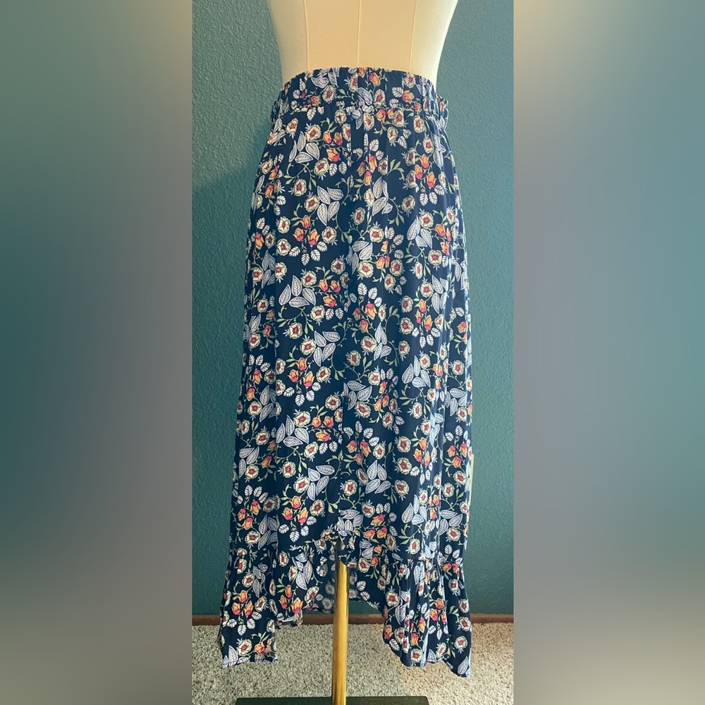 Loft navy blue floral midi skirt new with tags XS